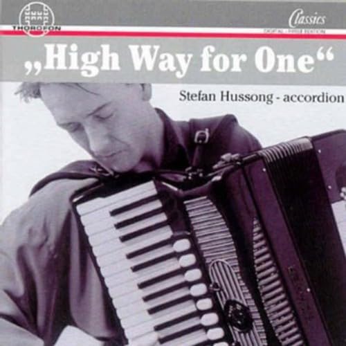 Accordion Recital: Hussong, Stefan - HOLKSZKY, A. / BERIO, L